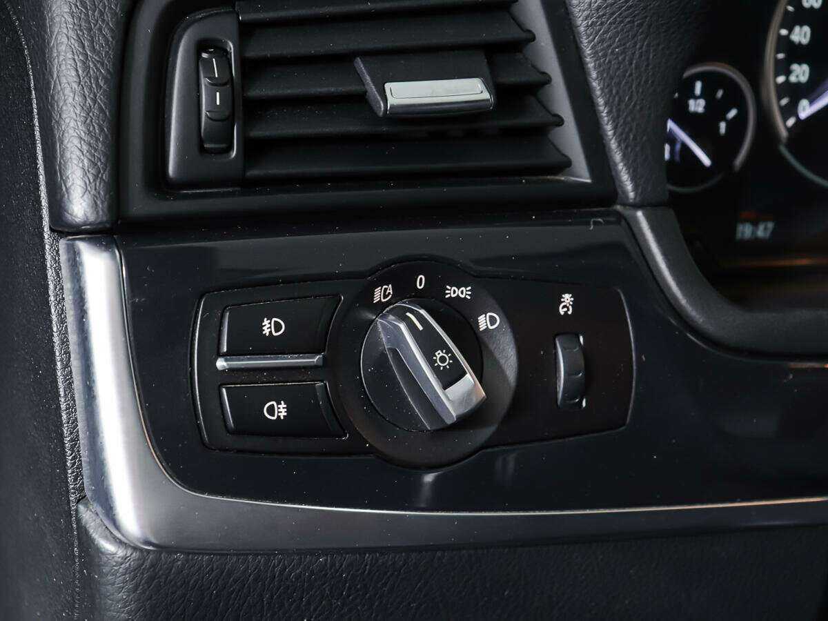 Купить BMW 5 серии, 2015, 125 332 км.. Фото: #17