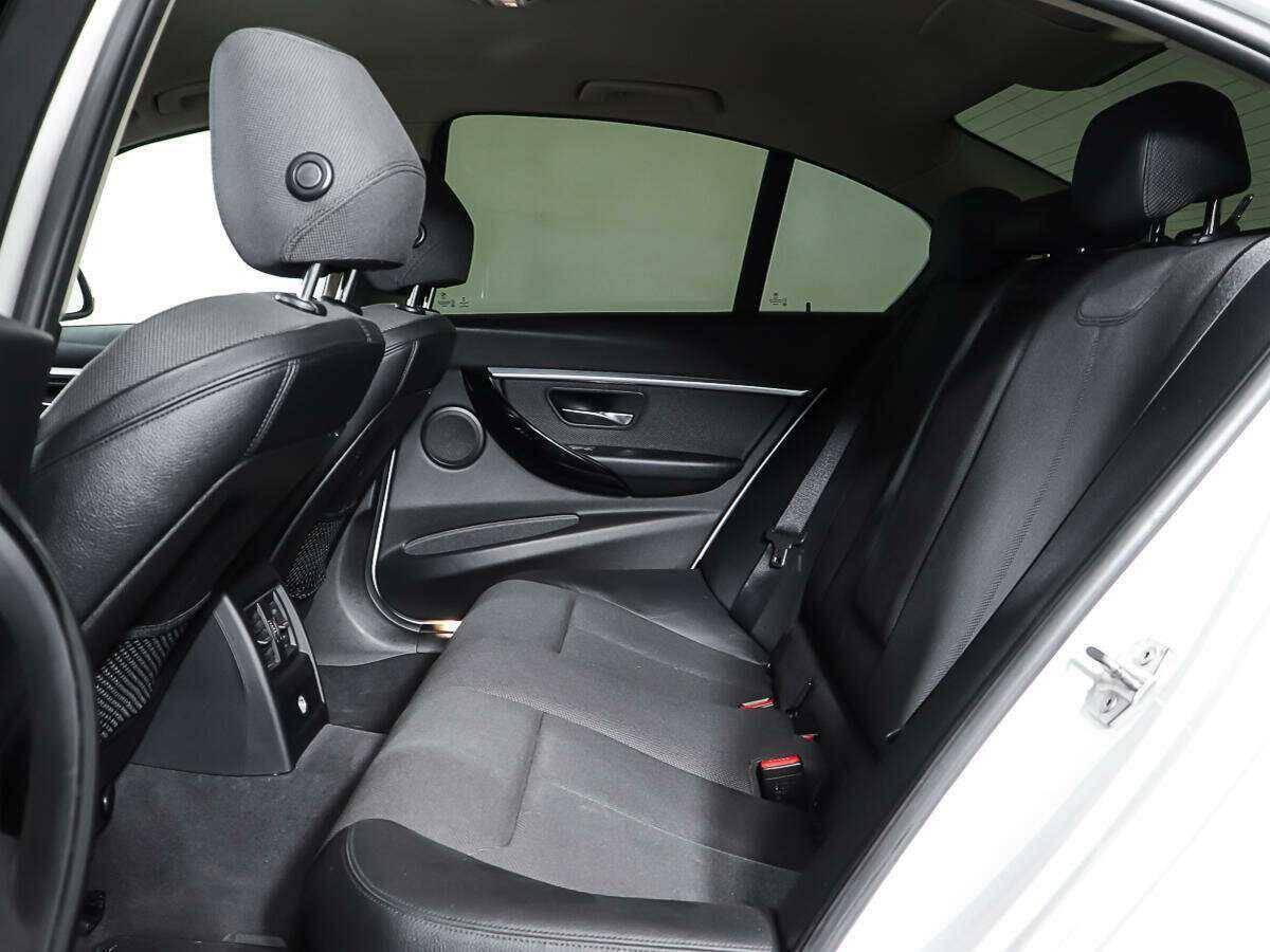 Купить BMW 3 серии, 2016, 118 900 км.. Фото: #9