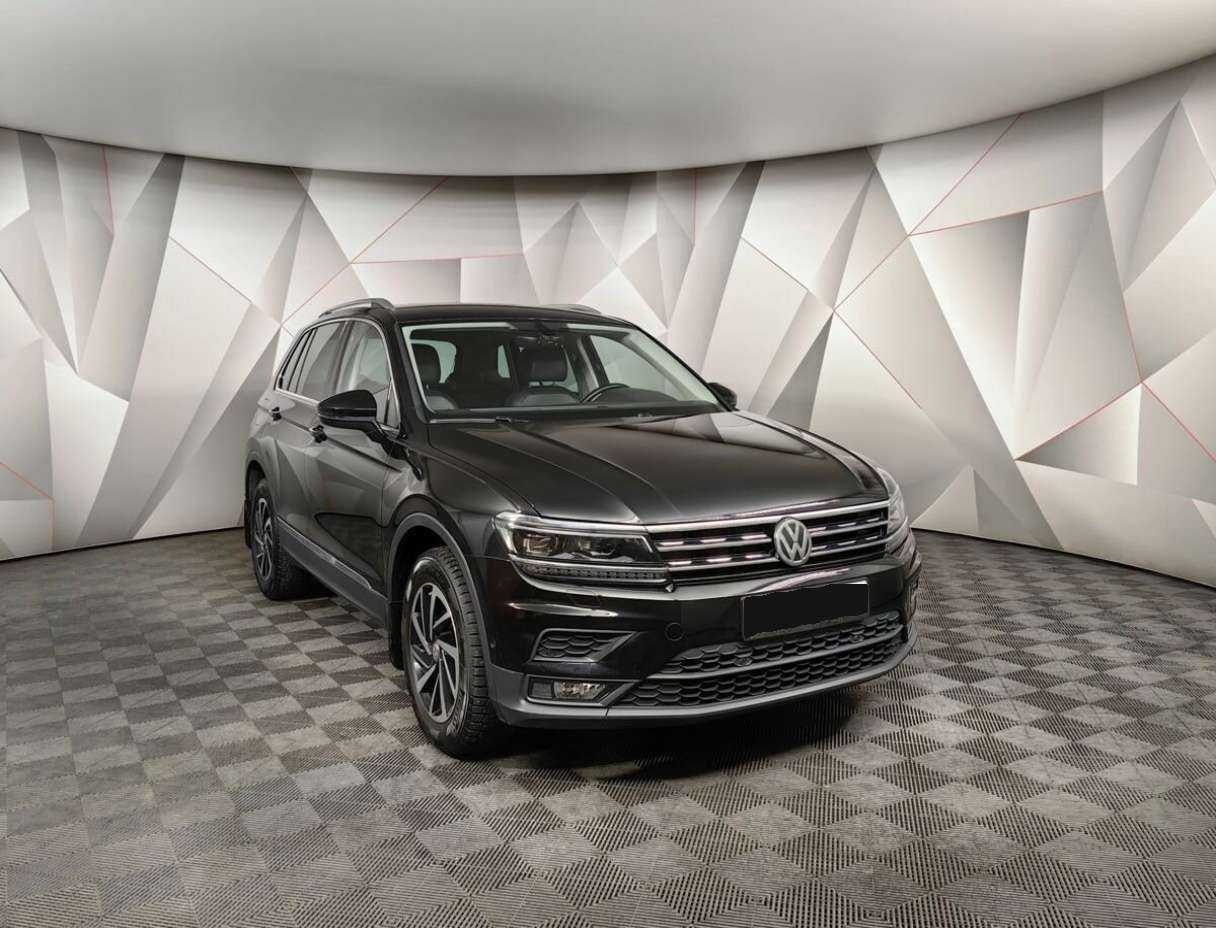 Купить Volkswagen Tiguan, 2018, 73 874 км.. Фото: #2