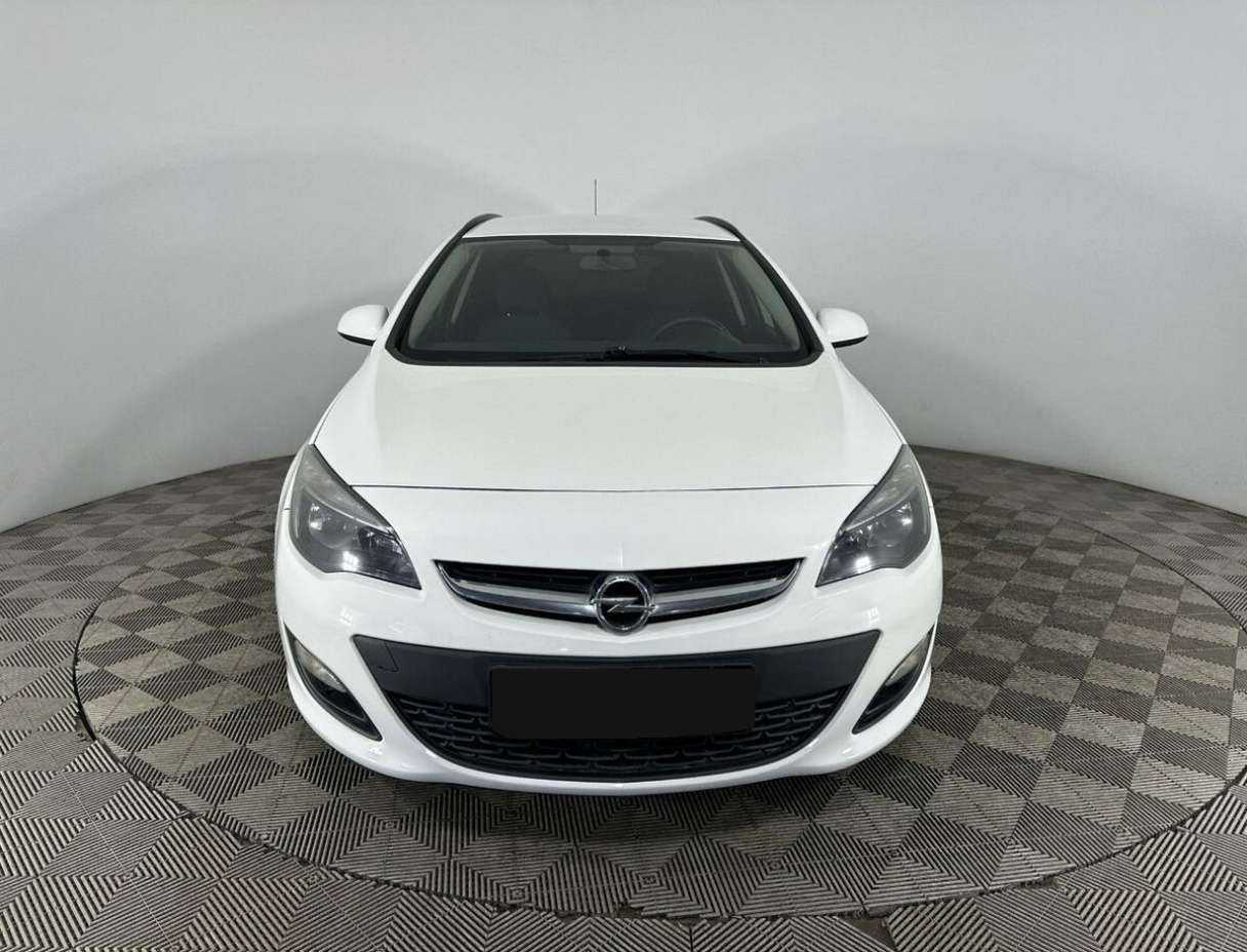 Купить Opel Astra, 2013, 134 443 км.. Фото: #1
