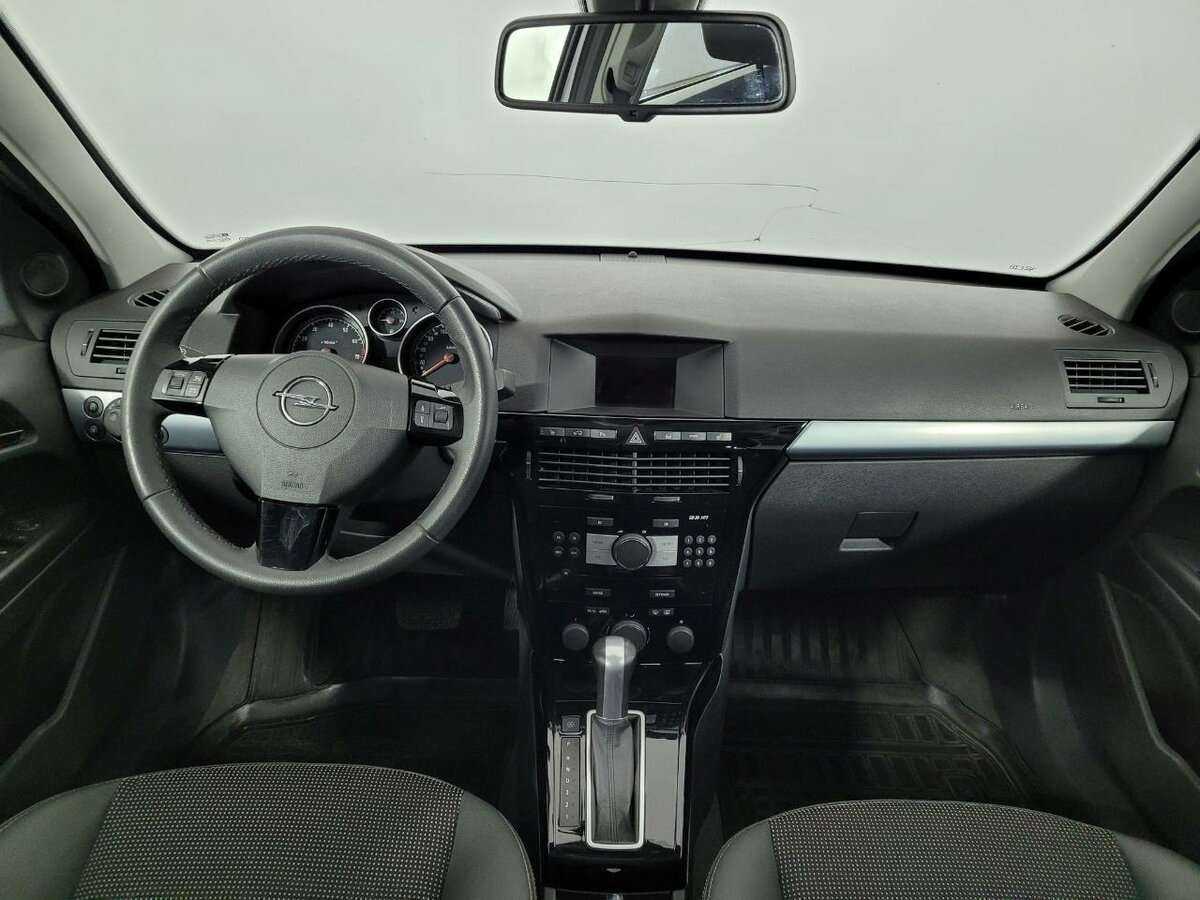 Купить Opel Astra, 2012, 117 000 км.. Фото: #6