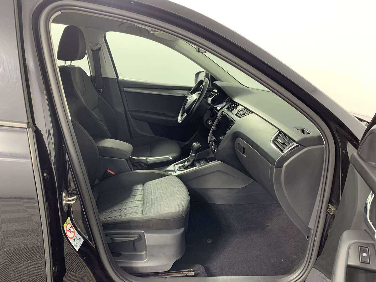 Купить Skoda Octavia, 2018, 142 835 км.. Фото: #18