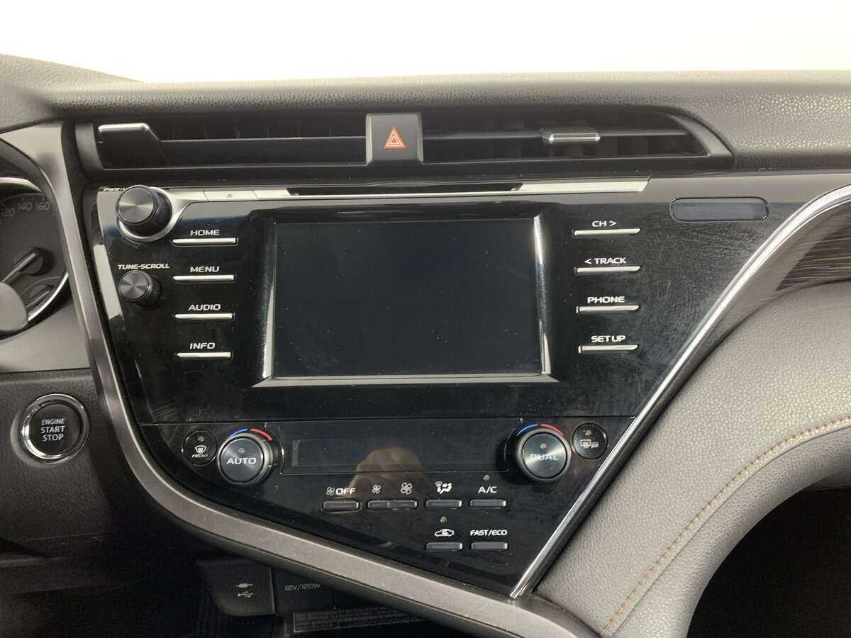 Купить Toyota Camry, 2020, 211 001 км.. Фото: #12