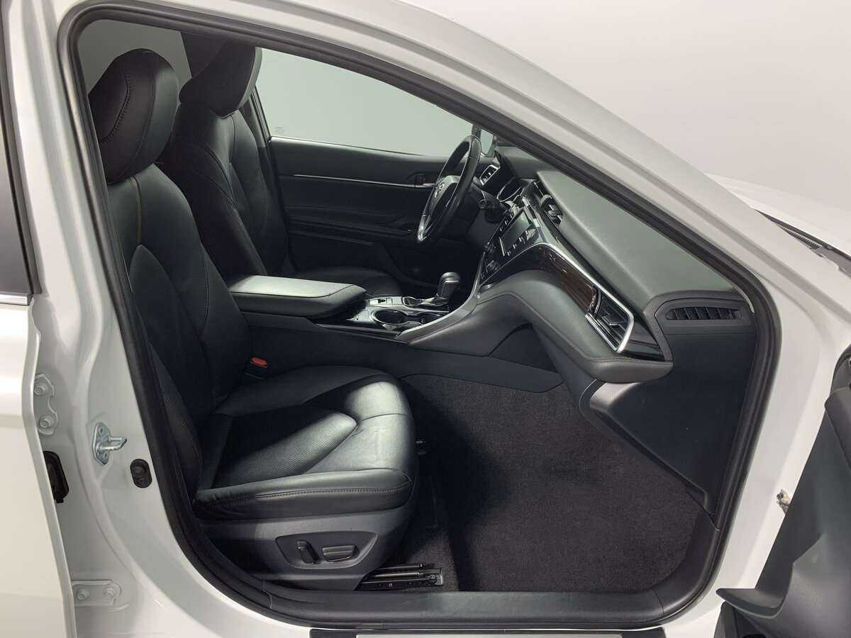 Купить Toyota Camry, 2020, 211 001 км.. Фото: #19