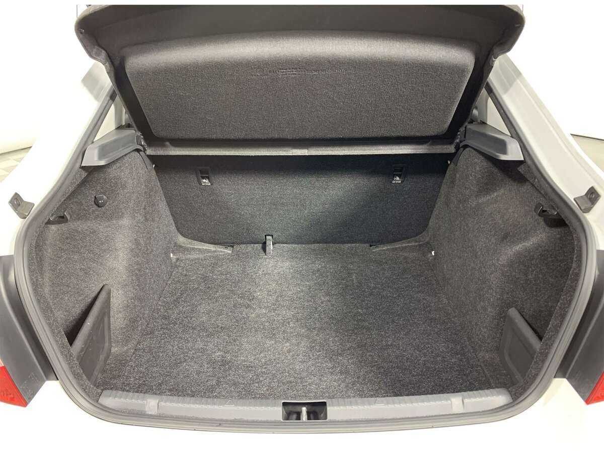 Купить Skoda Rapid, 2017, 110 123 км.. Фото: #9