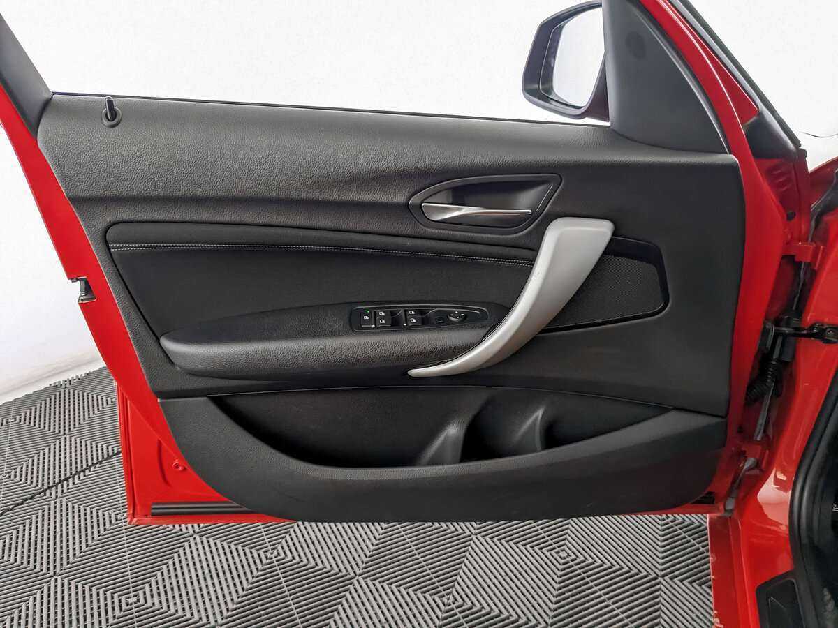 Купить BMW 1 серии, 2017, 72 778 км.. Фото: #14