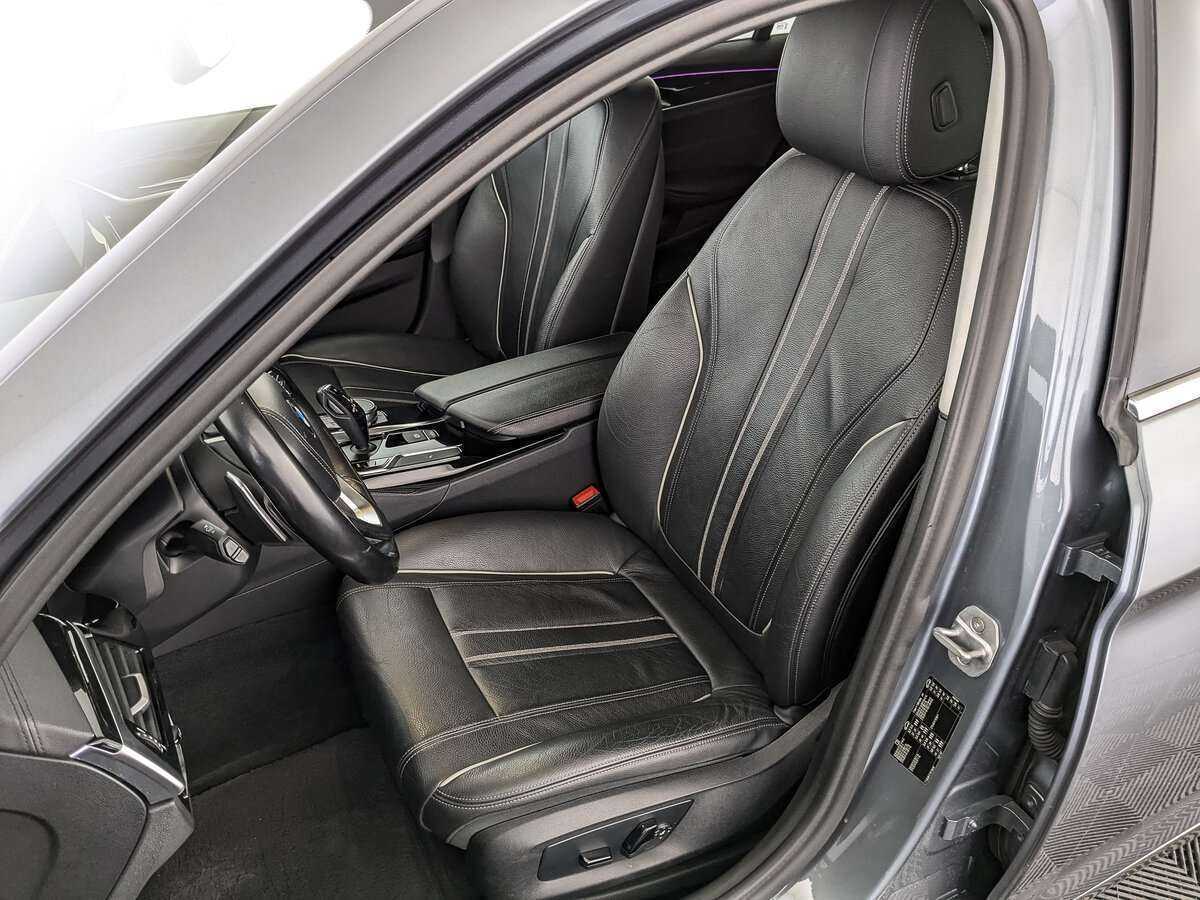 Купить BMW 5 серии, 2019, 156 275 км.. Фото: #14