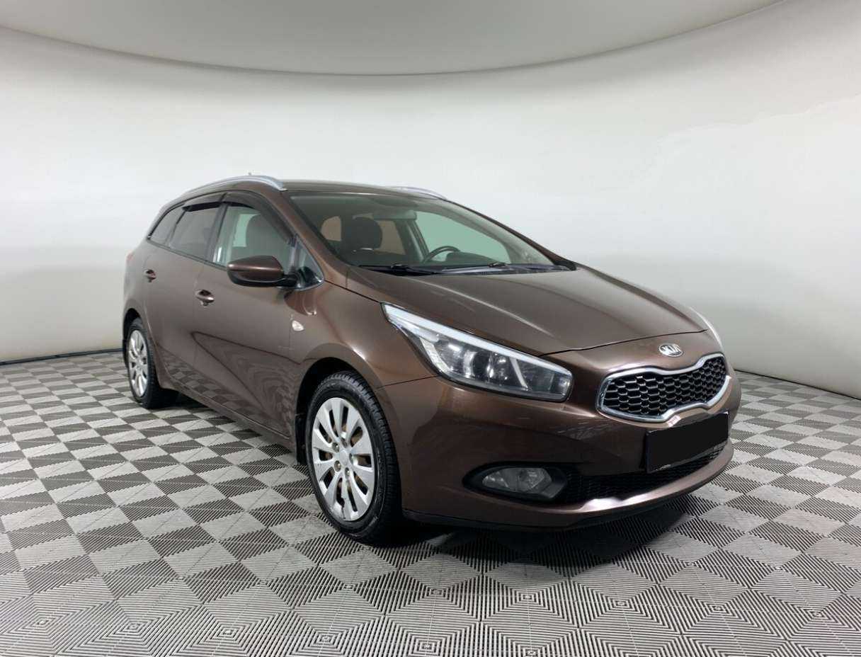 Купить Kia Ceed, 2014, 145 937 км.. Фото: #2