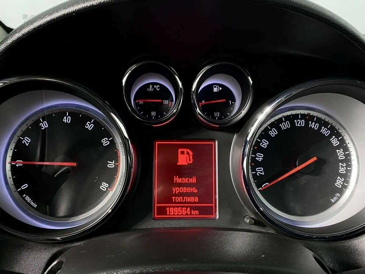 Купить Opel Astra, 2013, 199 500 км.. Фото: #14