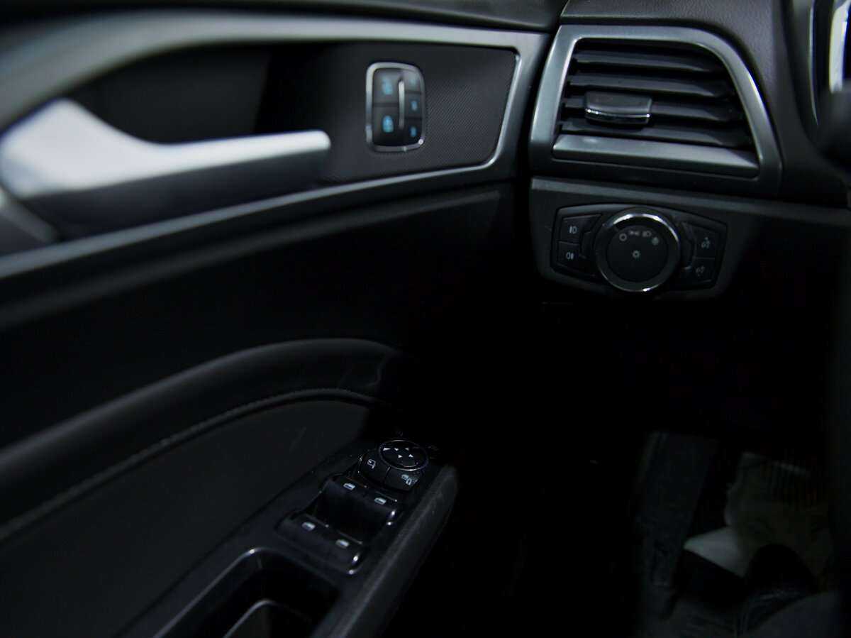 Купить Ford Mondeo, 2016, 180 624 км.. Фото: #7