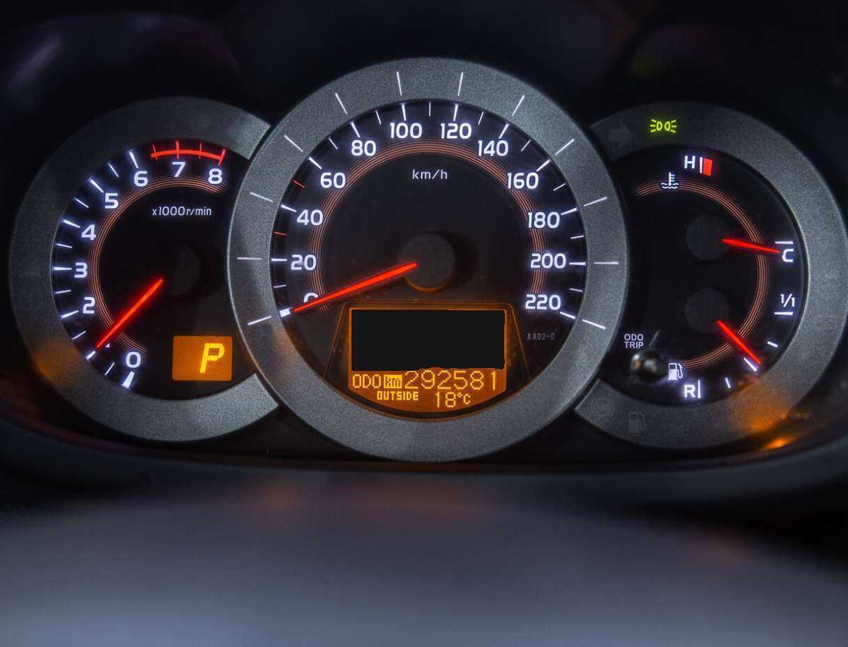 Купить Toyota RAV4, 2012, 292 581 км.. Фото: #9