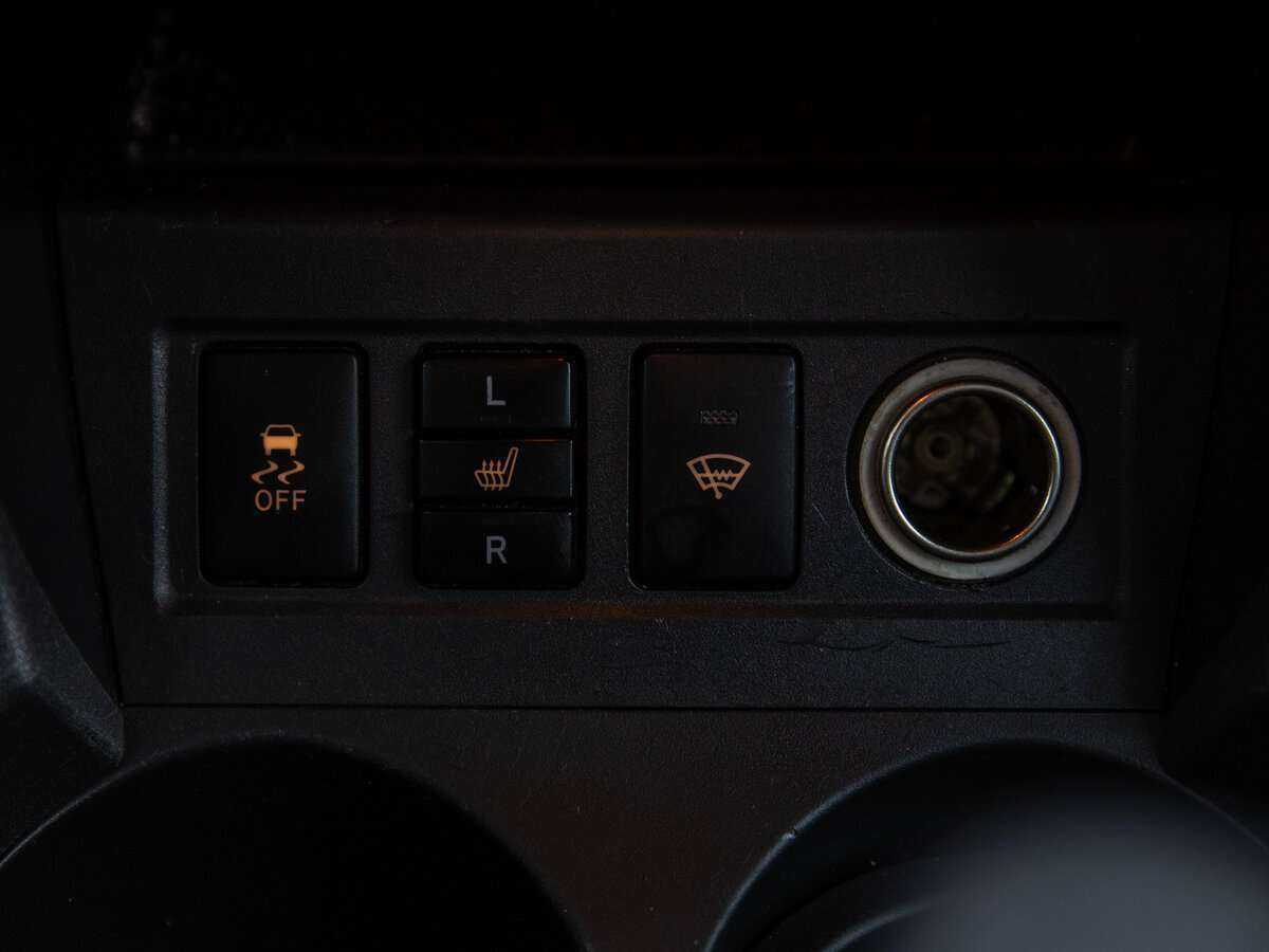 Купить Toyota RAV4, 2012, 292 581 км.. Фото: #12