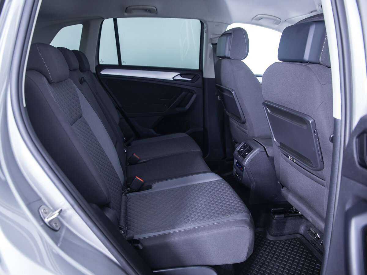 Купить Volkswagen Tiguan, 2020, 49 608 км.. Фото: #18