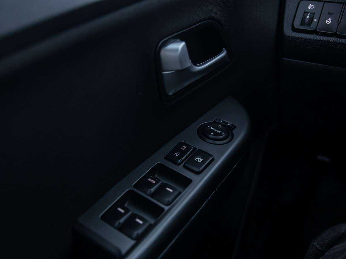 Купить Kia Rio, 2017, 100 987 км.. Фото: #16