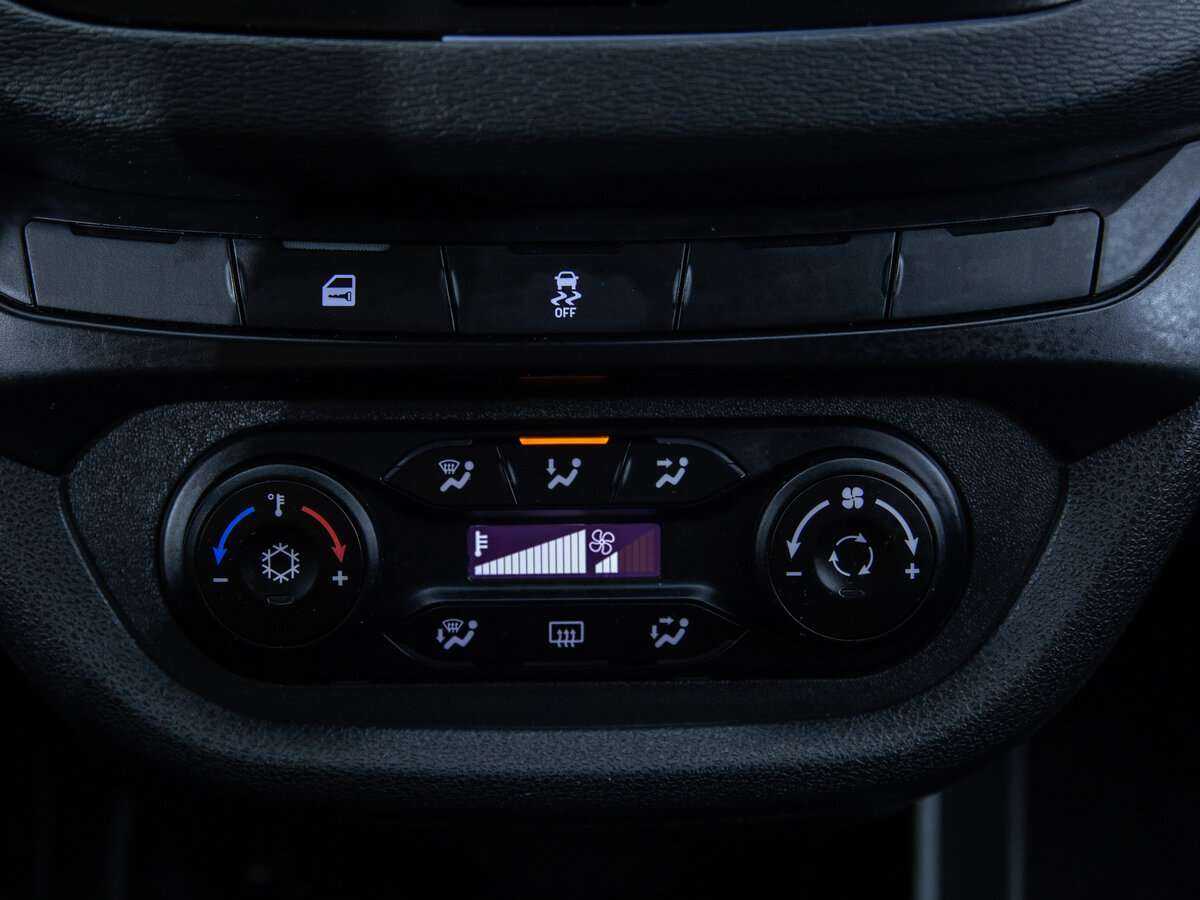 Купить Lada (ВАЗ) Vesta, 2018, 109 089 км.. Фото: #16