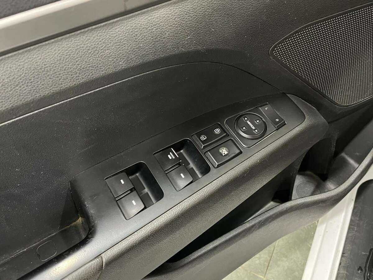 Купить Hyundai Elantra, 2016, 137 993 км.. Фото: #10