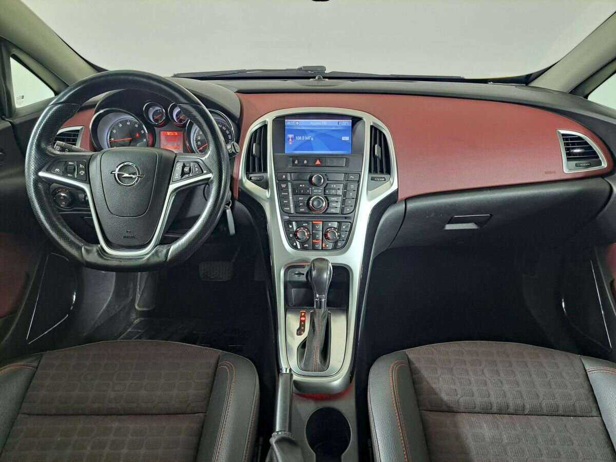 Купить Opel Astra, 2013, 120 970 км.. Фото: #11