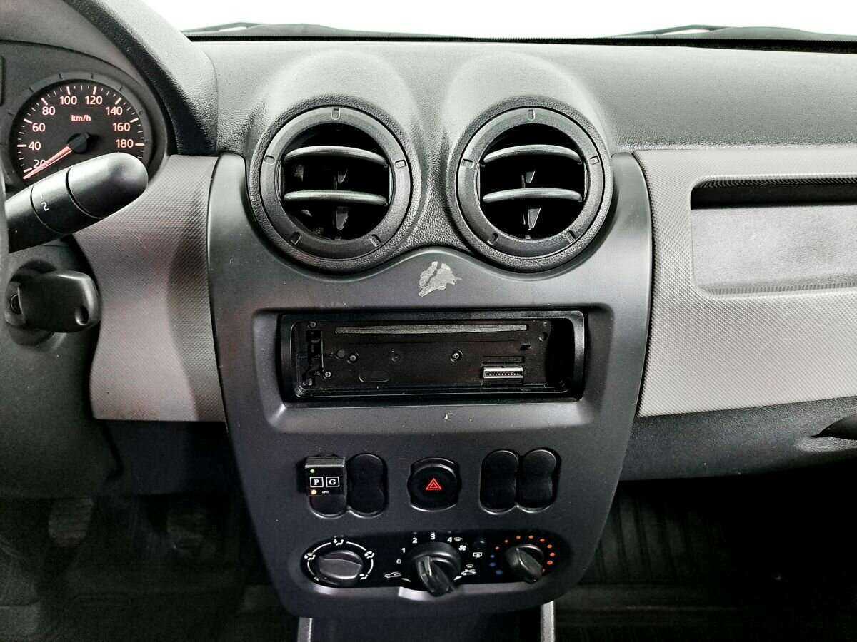 Купить Renault Logan, 2012, 135 001 км.. Фото: #9