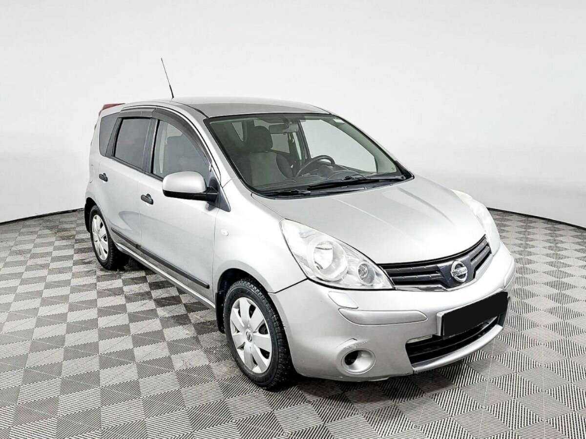 Купить Nissan Note, 2012, 166 900 км.. Фото: #2