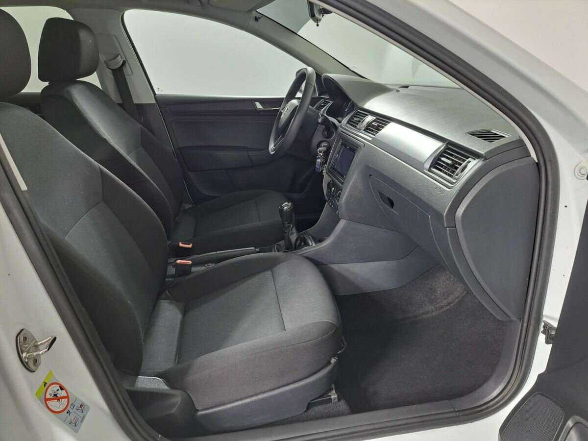 Купить Skoda Rapid, 2017, 121 050 км.. Фото: #10