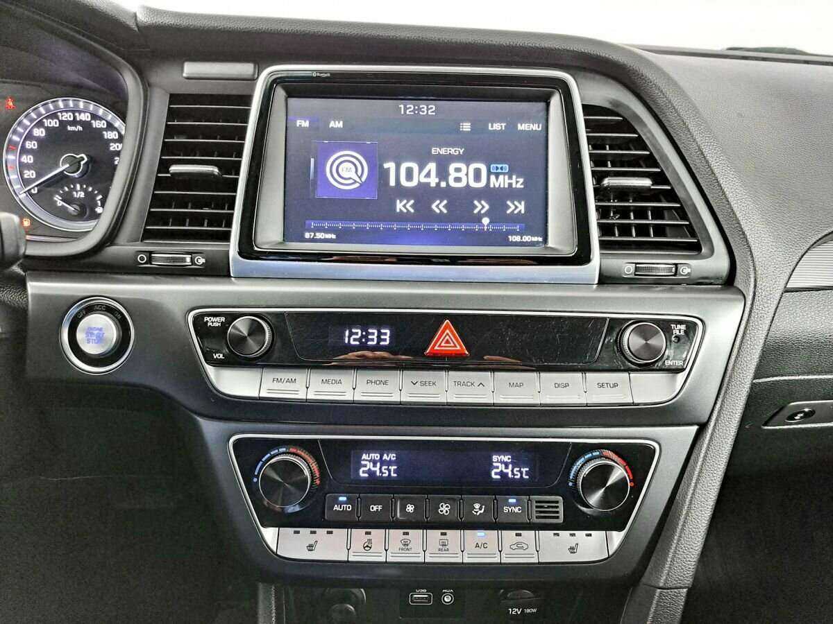 Купить Hyundai Sonata, 2018, 89 370 км.. Фото: #12
