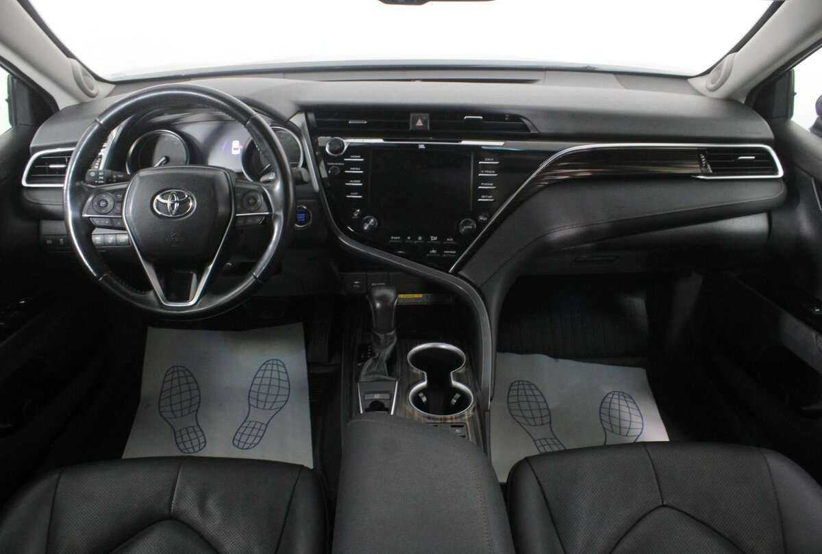 Купить Toyota Camry, 2020, 183 000 км.. Фото: #10