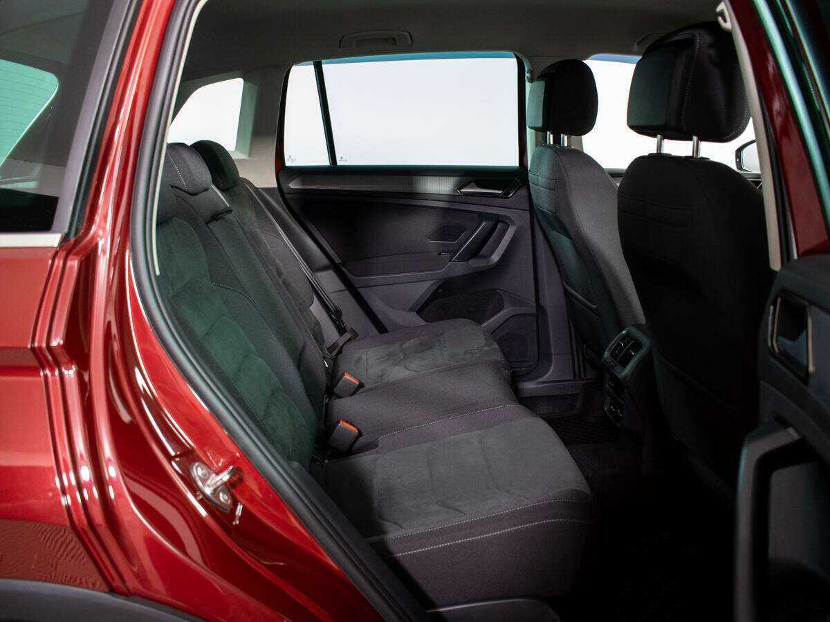 Купить Volkswagen Tiguan, 2021, 42 458 км.. Фото: #9