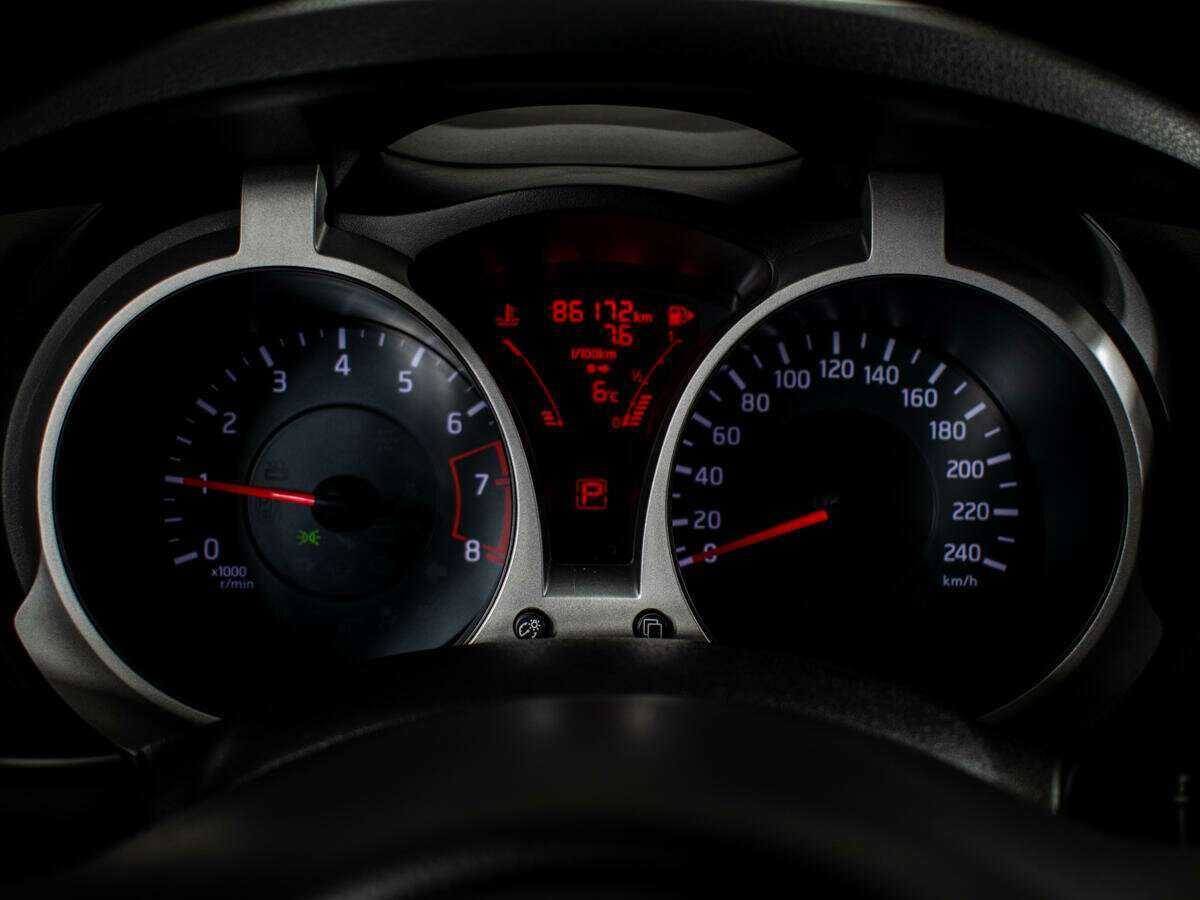 Купить Ниссан Жук, 2013, 87 169 км.. Фото: #9