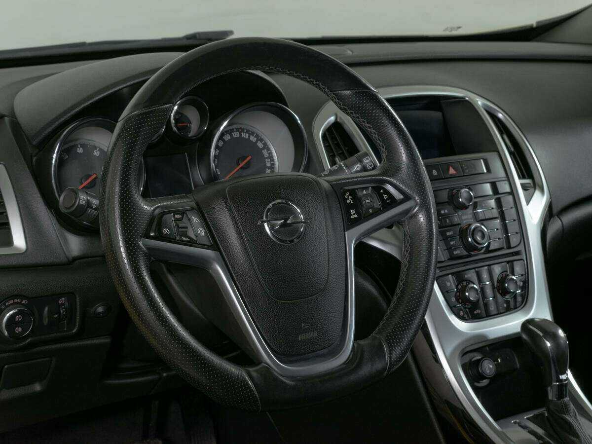 Купить Opel Astra, 2013, 98 122 км.. Фото: #13