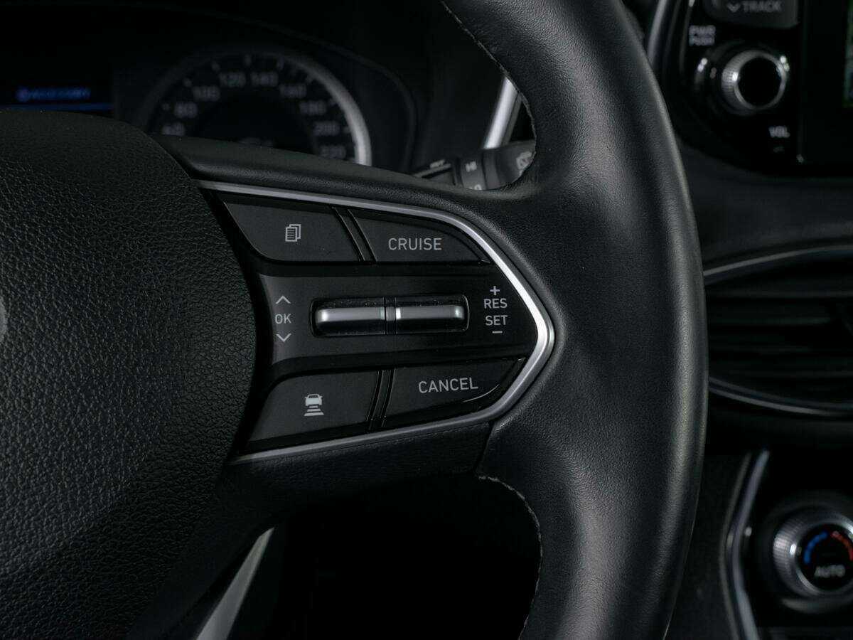 Купить Hyundai Santa Fe, 2019, 32 600 км.. Фото: #11