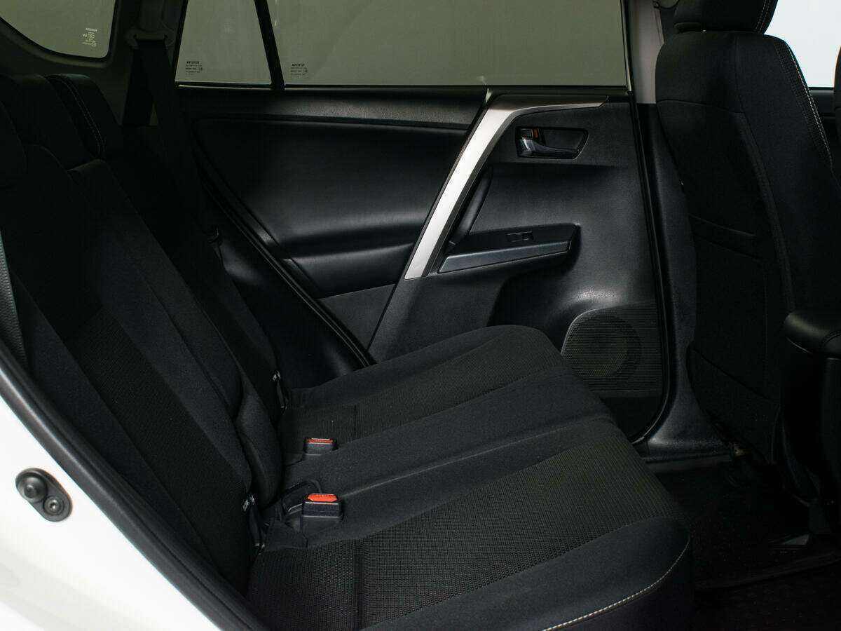 Купить Toyota RAV4, 2017, 142 159 км.. Фото: #11