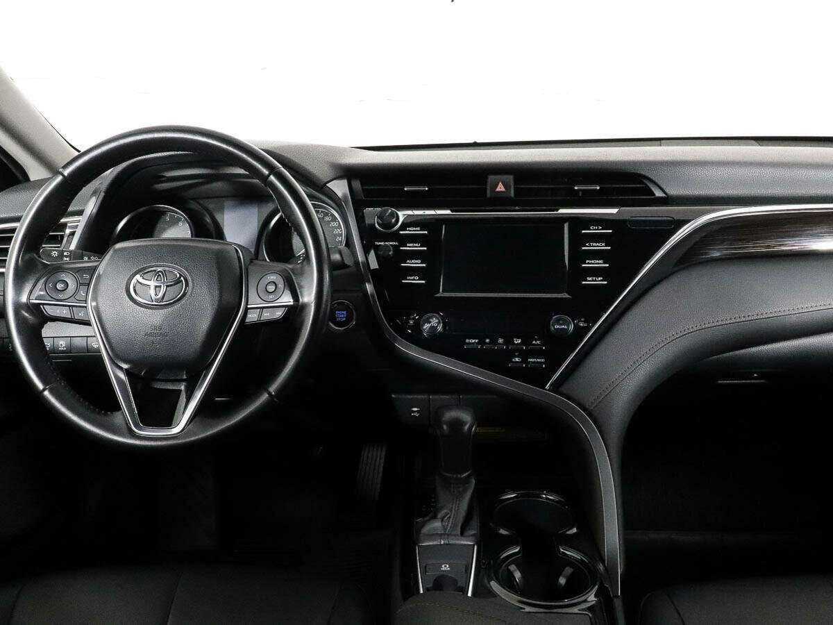 Купить Toyota Camry, 2019, 53 666 км.. Фото: #9