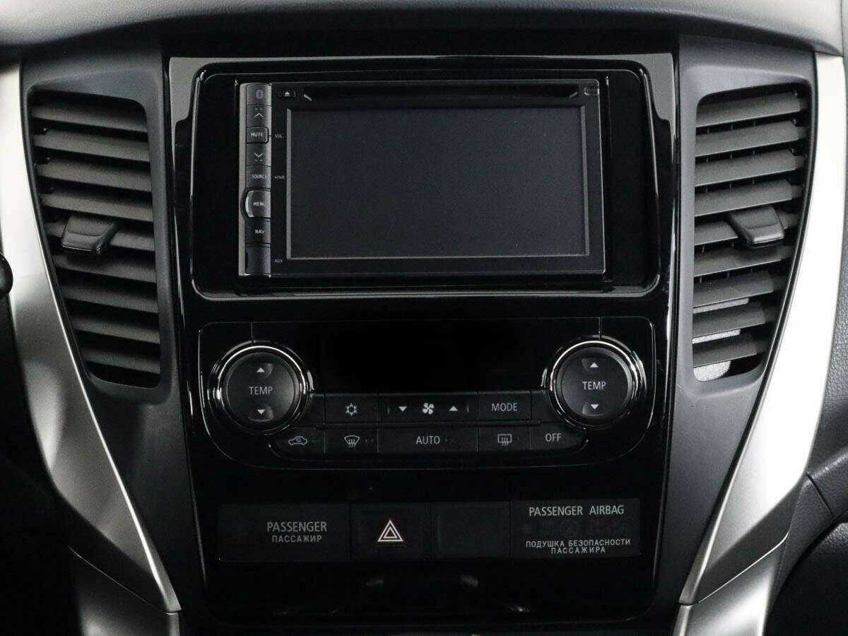 Купить Mitsubishi Pajero Sport, 2017, 165 900 км.. Фото: #10