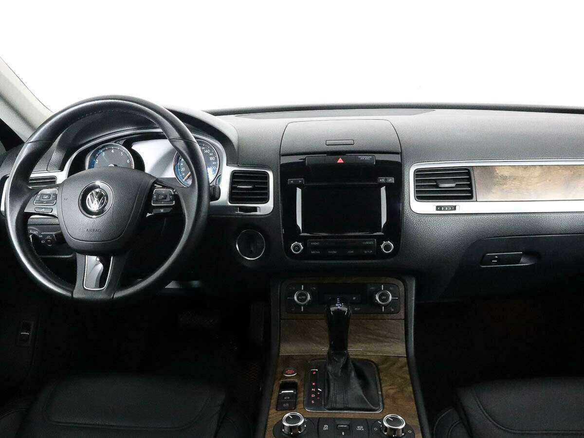 Купить Volkswagen Touareg, 2012, 370 732 км.. Фото: #9
