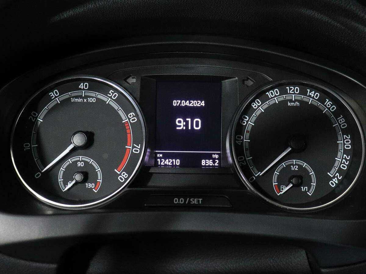 Купить Skoda Rapid, 2019, 124 208 км.. Фото: #8