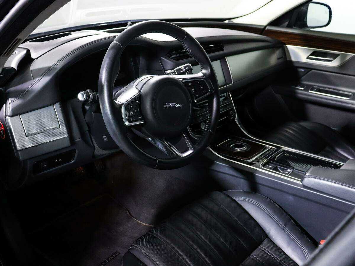 Купить Jaguar XF, 2018, 67 090 км.. Фото: #12