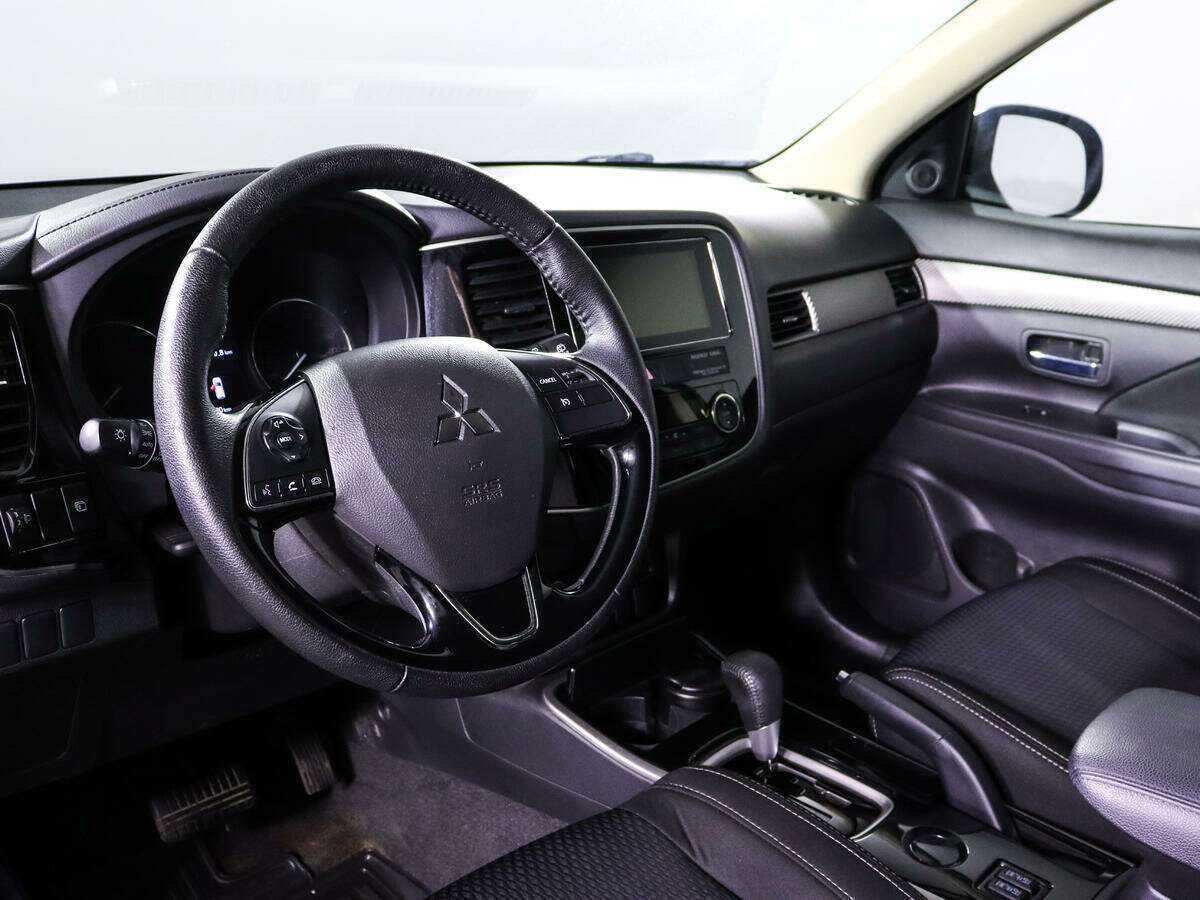 Купить Mitsubishi Outlander, 2018, 53 178 км.. Фото: #13