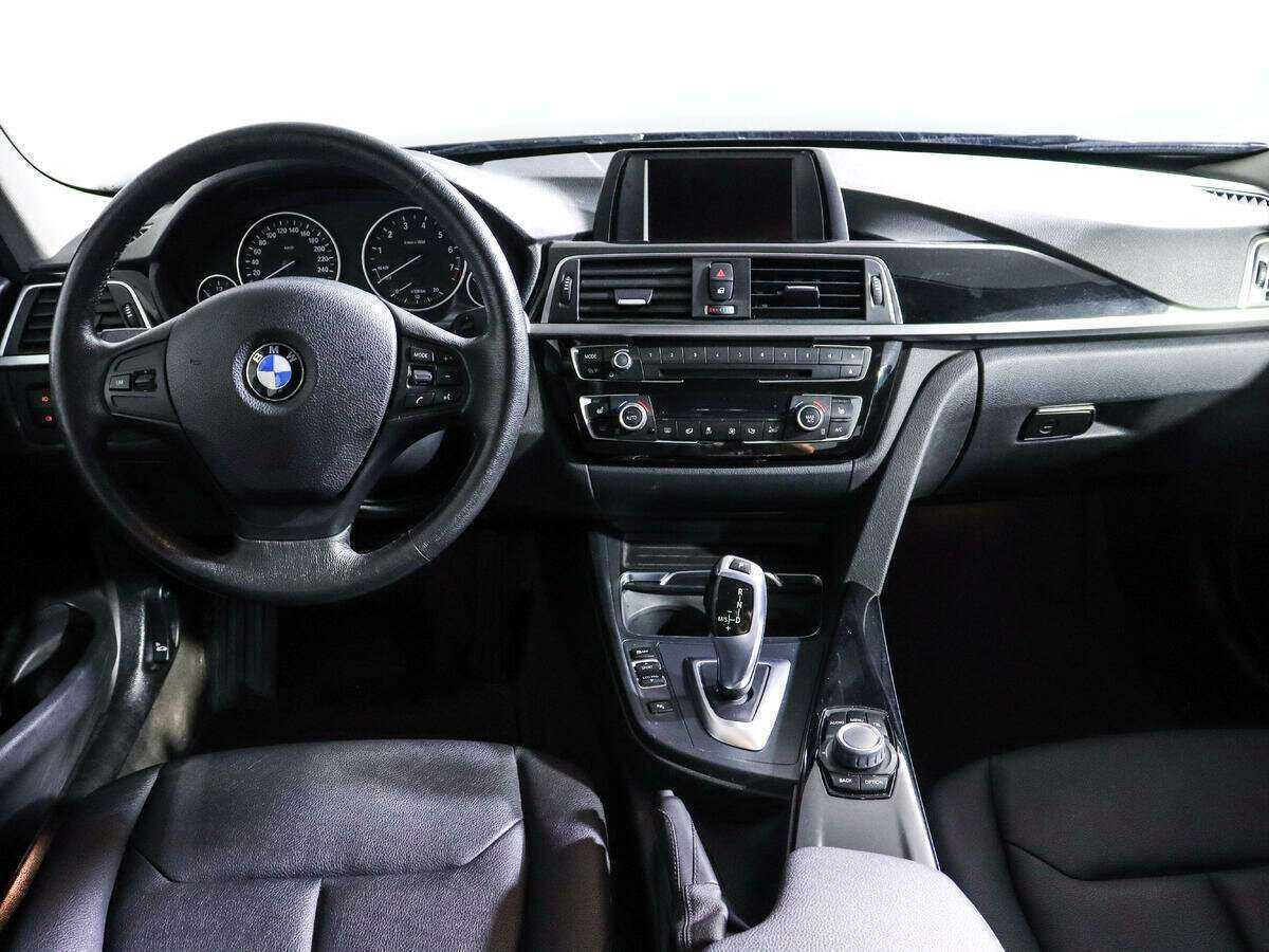 Купить BMW 3 серии, 2017, 82 500 км.. Фото: #9