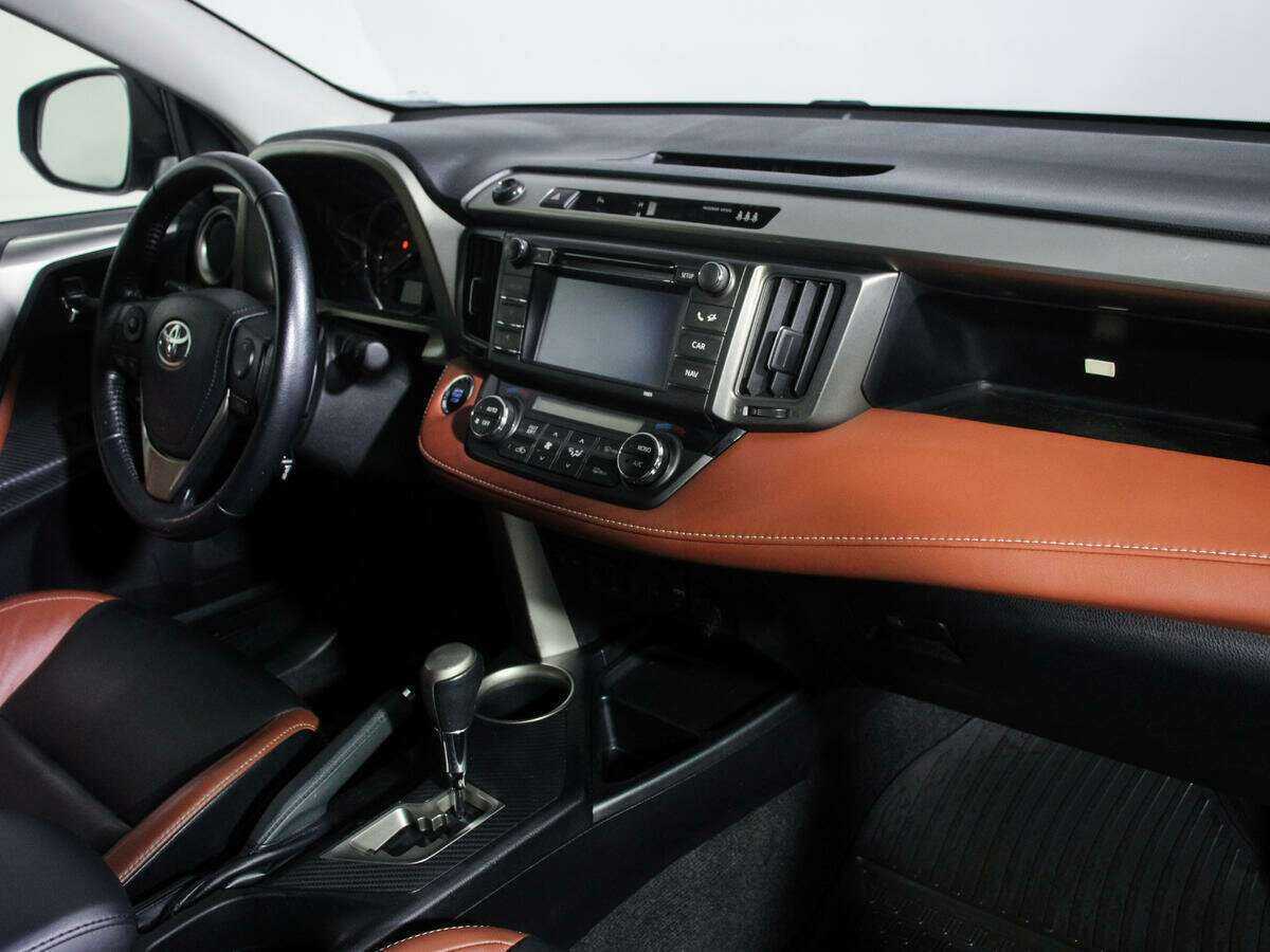 Купить Toyota RAV4, 2014, 127 941 км.. Фото: #5