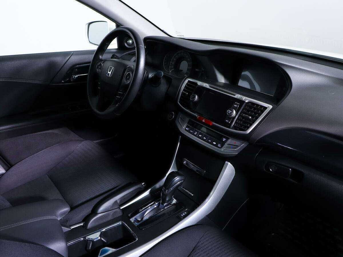 Купить Honda Accord, 2013, 40 485 км.. Фото: #5