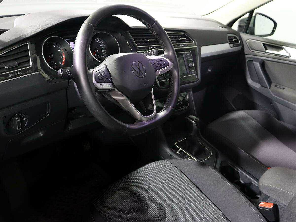 Купить Volkswagen Tiguan, 2021, 20 437 км.. Фото: #12