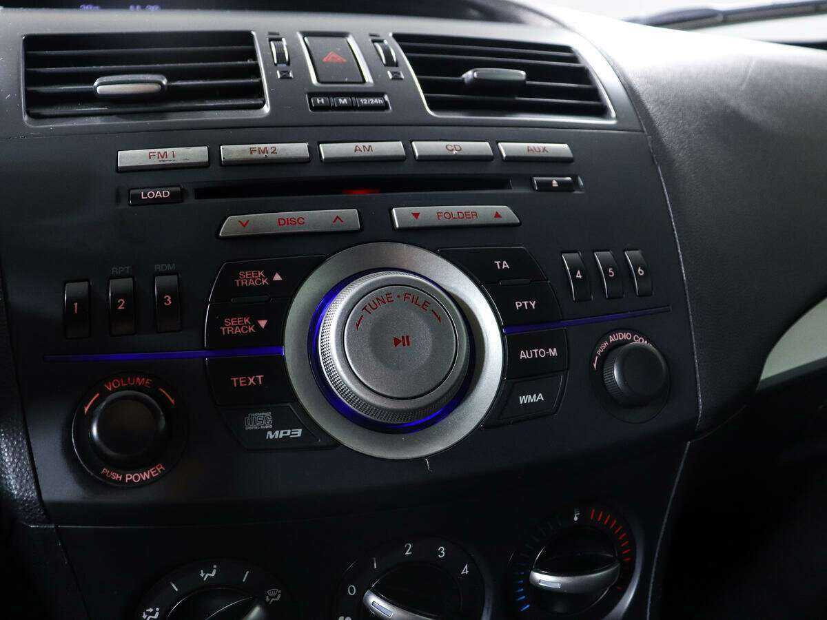 Купить Mazda 3, 2012, 172 625 км.. Фото: #15