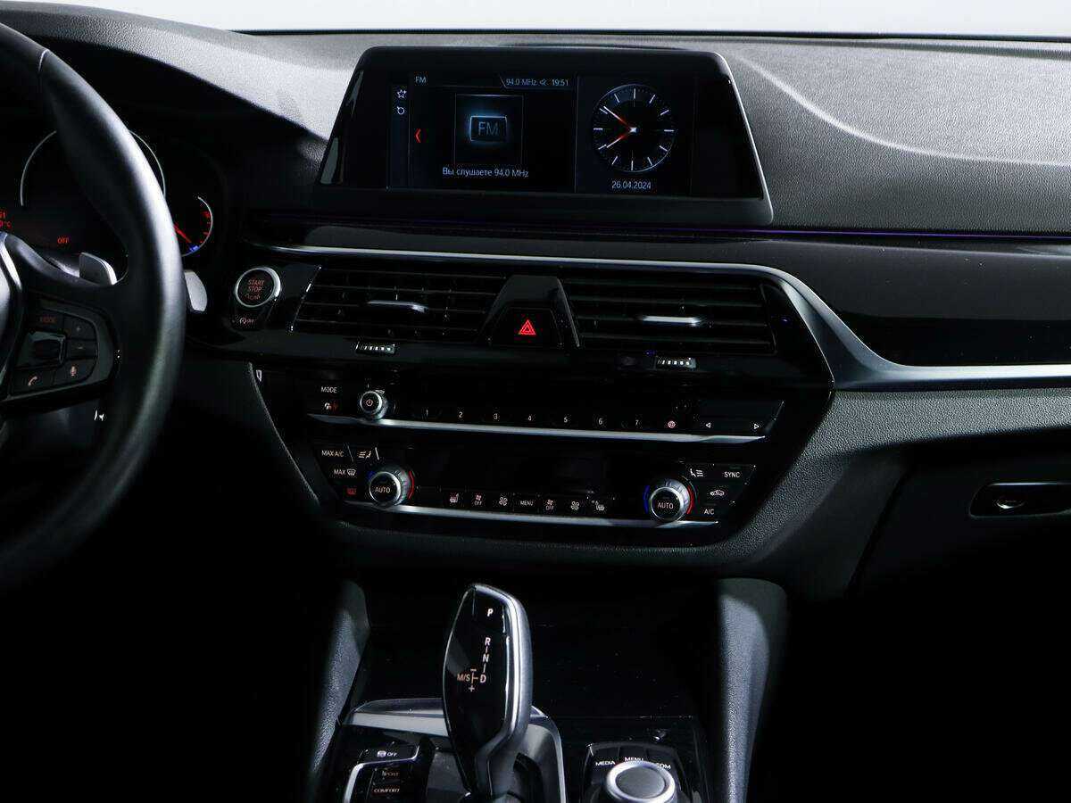 Купить BMW 5 серии, 2018, 145 501 км.. Фото: #9