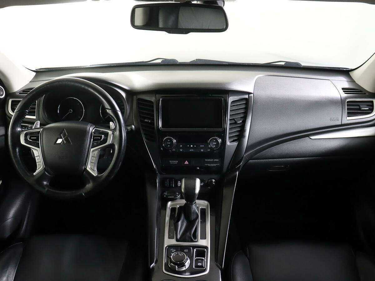 Купить Mitsubishi Pajero Sport, 2017, 91 308 км.. Фото: #10