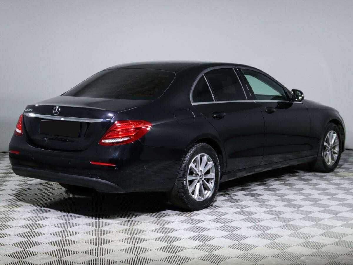 Купить Mercedes-Benz E-Класс, 2019, 89 740 км.. Фото: #3