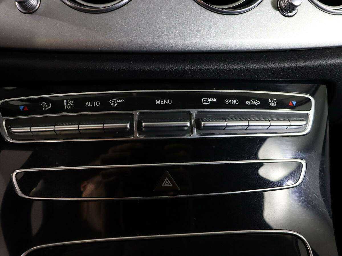 Купить Mercedes-Benz E-Класс, 2019, 89 740 км.. Фото: #21