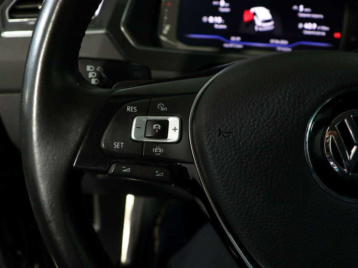 Купить Volkswagen Tiguan, 2018, 101 360 км.. Фото: #14