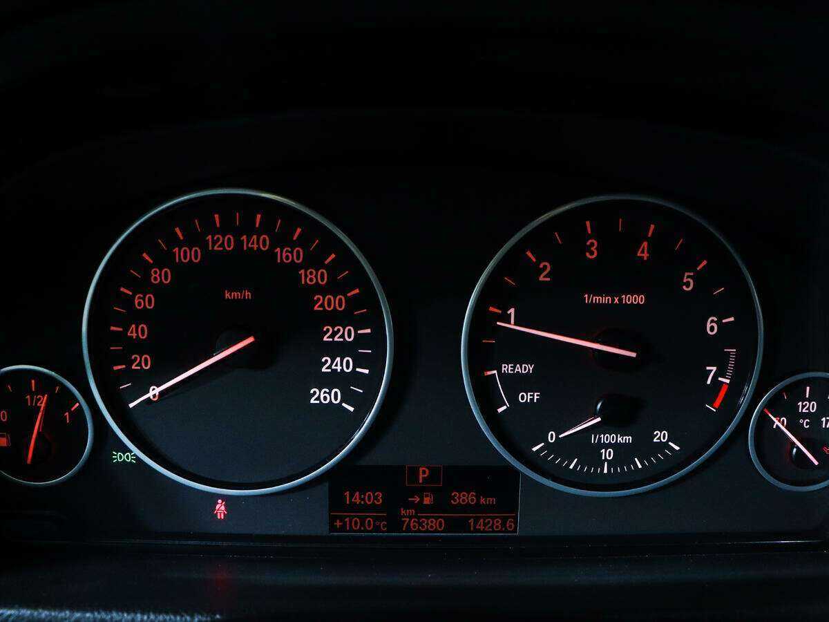 Купить BMW 3 серии, 2014, 77 000 км.. Фото: #9