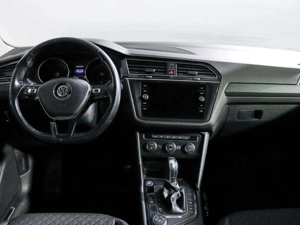 Купить Volkswagen Tiguan, 2018, 118 948 км.. Фото: #9