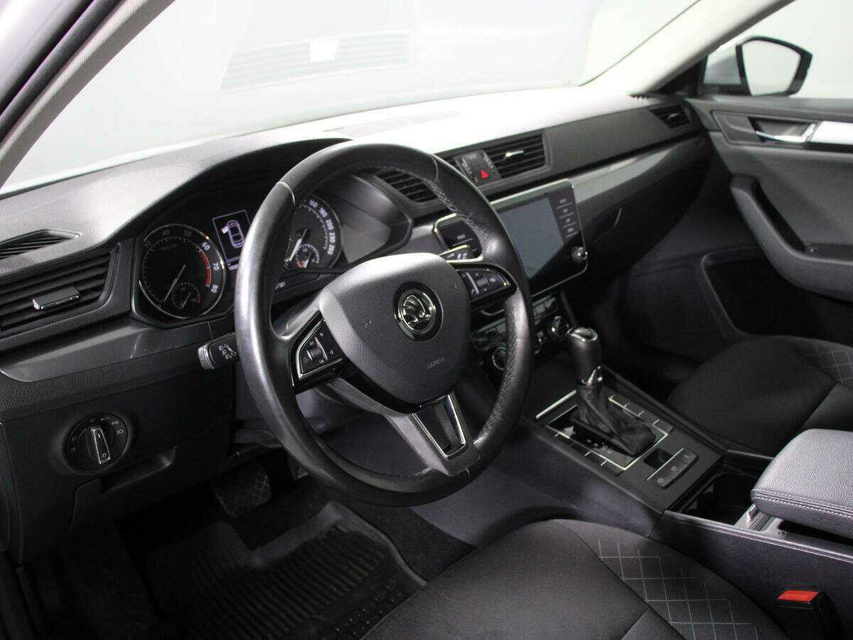 Купить Skoda Superb, 2017, 100 063 км.. Фото: #10